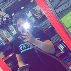 Meet your Posher, Hailey